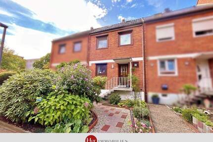 Kuscheliges Nest mit Ausbaupotenzial! - Garage möglich! - Bremen / Huchting Kirchhuchting