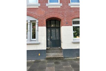 1 Zimmerwohnung Kiel 27 qm mit Balkon Erdgeschoss Ham.Chaussee - Eckernförde