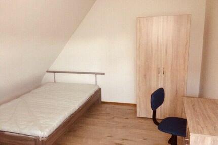 4 er WG in ruhiger Lage - 355,00&nbsp;EUR Kaltmiete, ca.&nbsp; 15,00&nbsp;m&sup2; in Villingen-Schwenningen (PLZ: 78056)