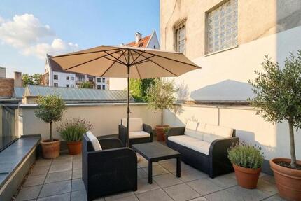 Coliving für Berufstätige in der alten Likörfabrik, Dachterasse, historische Altstadt - Augsburg