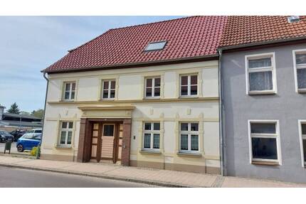 Hier wartet ein besonderes Haus mit altem Charm und viel Potenzial auf neue Eigentümer - Loitz