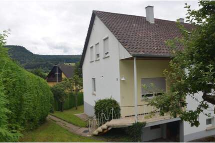 Charmante 3-Zimmer-DG-Wohnung in einem bevorzugtem Wohngebiet - Jungingen