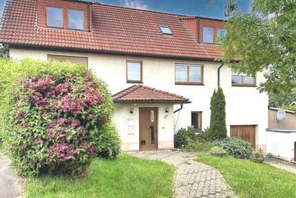 Haus zum Kaufen in Crimla 220.000,00 € 250 m²