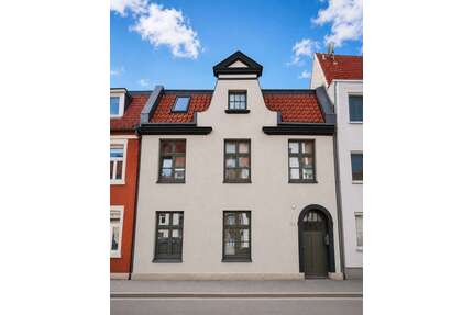Haus zum Kaufen in Lübeck 820.000,00 € 130 m²
