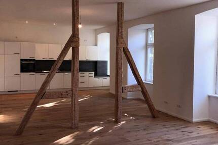 Grosszügiges Loft mitten in Friedberg