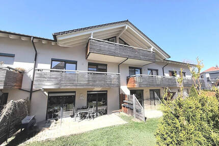 *** Neuwertige 2-Zimmer-Wohnung in Bad Grönenbach ***