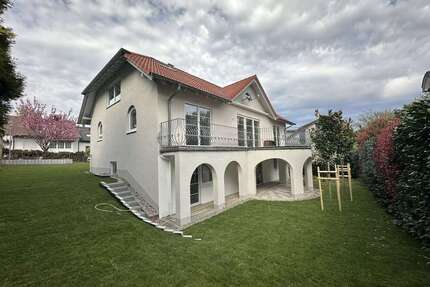 Haus zum Kaufen in Baden-Baden Ebersteinburg 995.000,00 € 217 m² - Baden-Baden / Ebersteinburg