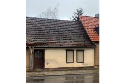 Wallhausen, EFH - 29.000,00&nbsp;EUR Kaufpreis, ca.&nbsp; 156,00&nbsp;m&sup2;&nbsp;Wohnfl&auml;che in Wallhausen (PLZ: 06528)