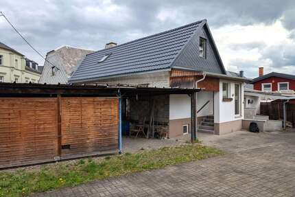 Haus zum Kaufen in Grünhainichen 42.000,00 € 149 m²
