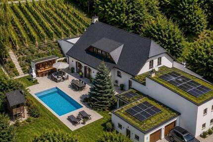 Haus zum Kaufen in Bad Düben 510.000,00 € 289.83 m²