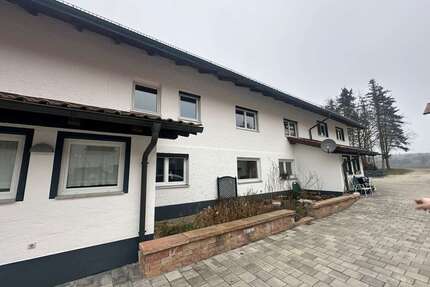 Haus zum Kaufen in Neuhaus am Inn 945.000,00 € 500 m²