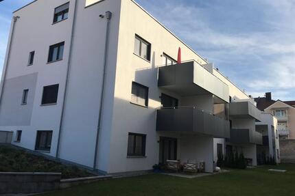 Moderne schöne 2-Zi WHG mit Balkon 2.OG Neubau SR Süd in Toplage - Straubing