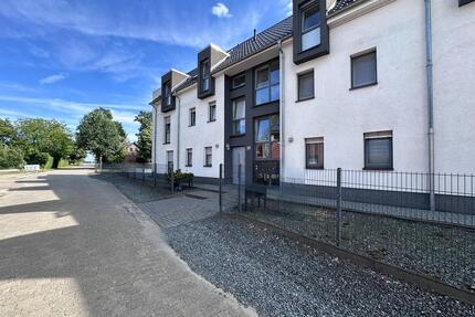 Großzügige 4-Zi.-Wohnung mit Terrasse & Garten in zentraler Lage von Westerbeck - Sassenburg