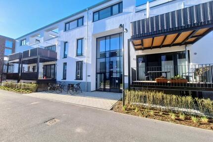 Tabakquatier , neue 3 Zi. Whg. mit Balkon und eigenem Garten - Bremen Häfen