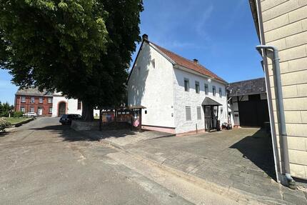 Ehem. Bauernhof mit großer Scheune und viel Platz - Blankenheim
