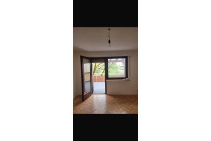 Wohnung in Achern - 950,00&nbsp;EUR Kaltmiete, ca.&nbsp; 65,50&nbsp;m&sup2; in Renchen (PLZ: 77871)