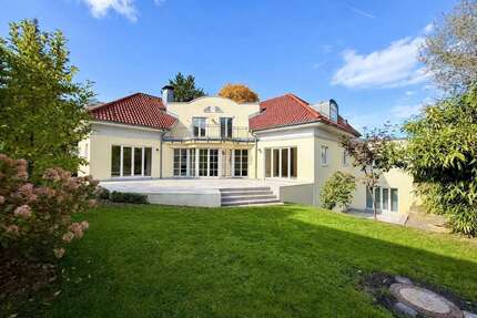 Haus zum Kaufen in Rosenheim 1.690.000,00 € 310 m²