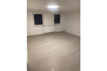 3 halb Zimmer Wohnung in Tuttlingen zu vermieten 750€