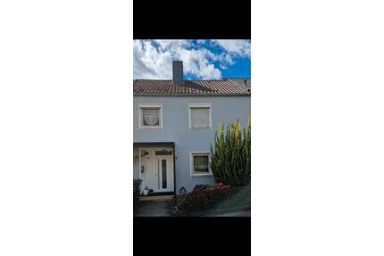 Reihenhaus - 325.000,00&nbsp;EUR Kaufpreis, ca.&nbsp; 120,00&nbsp;m&sup2; in Feuchtwangen (PLZ: 91555)