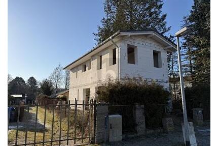 ROHBAU ZUM AUSBAU IHRER TRÄUME - 399.000,00&nbsp;EUR Kaufpreis, ca.&nbsp; 150,00&nbsp;m&sup2;&nbsp;Wohnfl&auml;che in Königs Wusterhausen (PLZ: 15713)