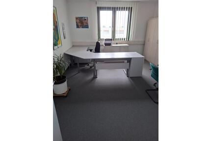 Einziehen und loslegen. - 300,00&nbsp;EUR Kaltmiete, ca.&nbsp; 12,00&nbsp;m&sup2; in Bietigheim-Bissingen (PLZ: 74321)