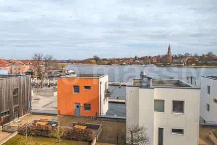 Dachgeschosswohnung am Stadthafen mit Wasserblick - Malchow