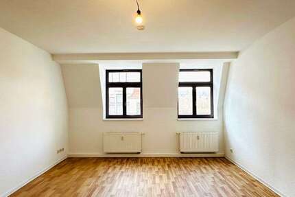 Wohnung zum Mieten in Freital 277,99 € 48.77 m²