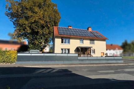 Großes Haus PV, Heizung 2023, Garage, Dachterrasse provisionsfrei - Schenklengsfeld