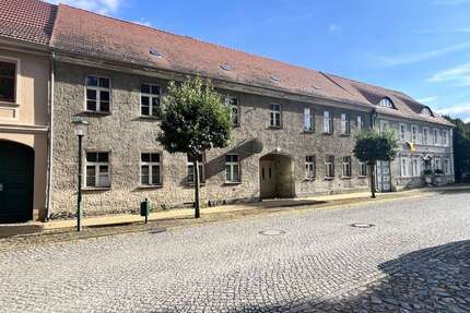Haus zum Kaufen in Liebenwalde 298.000,00 € 779 m²