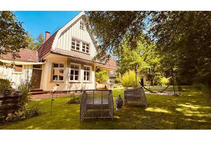 Villa Bahnhoftraum in Alleinlage und Topzustand, Luxusferienvilla - Braunfels