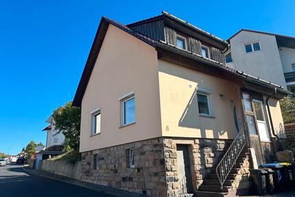 Einfamilienhaus 85 qm - 890,00&nbsp;EUR Kaltmiete, ca.&nbsp; 85,00&nbsp;m&sup2; in Petersberg (PLZ: 36100)
