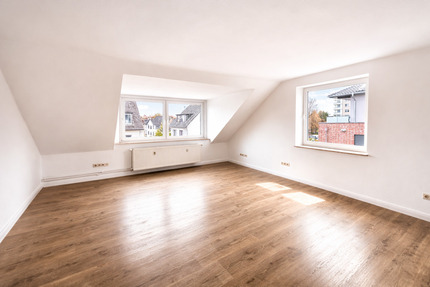 3-Zimmer Dachgeschosswohnung in Bremerhaven zu vermieten!