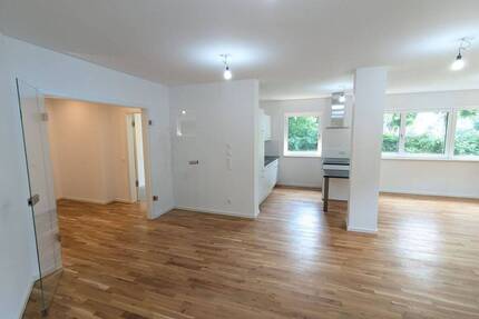 Bezugsfreie 2-Zimmer-Stadtwohnung in zentraler Lage - modern & komfortabel wohnen - Leipzig Neustadt-Neuschönefeld