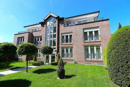 Wohnung zum Kaufen in Hamburg Volksdorf 1.395.000,00 € 212 m² - Hamburg / Volksdorf