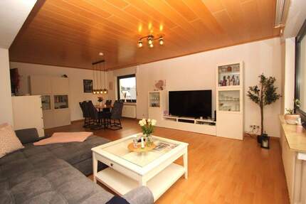 2 helle Zimmer mit Balkon ETW in Königswinter-Ittenbach!