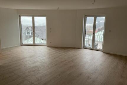 Zentral gelegene moderne barrierefreie Wohnung in Freyung mieten