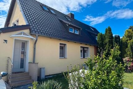 Modernisierte Doppelhaushälfte - 245.000,00&nbsp;EUR Kaufpreis, ca.&nbsp; 110,00&nbsp;m&sup2; in Dessau-Roßlau (PLZ: 06847)