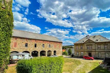 Haus zum Kaufen in Neustadt 280.000,00 € 328.7 m²