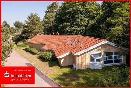 modernisiertes Ferienhaus mit Pool in Strandlage - Lübeck Travemünde