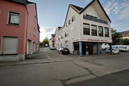 Provisionsfrei: Immobilienensemble in Schweich – 3 Häuser - Trier Nord