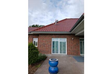 DHH Bungalow. Kein Provision - 1.100,00&nbsp;EUR Kaltmiete, ca.&nbsp; 110,00&nbsp;m&sup2; in Saterland (PLZ: 26683)