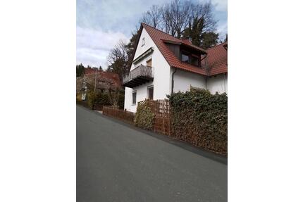 Einfamilienhaus zu vermieten - 123,00&nbsp;EUR Kaltmiete, ca.&nbsp; 118,00&nbsp;m&sup2; in Redwitz an der Rodach (PLZ: 96257)