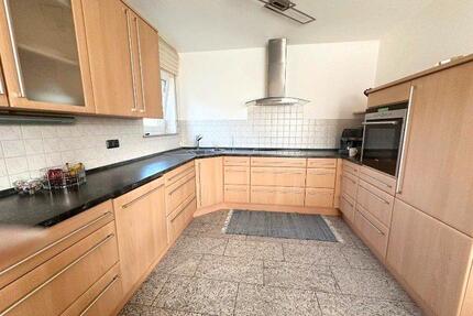 Prov.-freie TOP 4,5 Zimmer EG Whg. 102qm Garten+Garage+Terrasse! - Illertissen