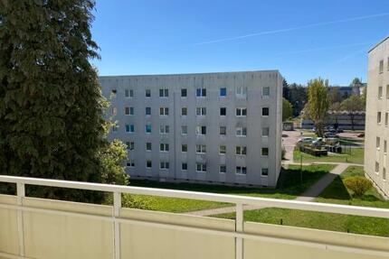 Top für die junge Familie: Frischer Look, großer Balkon, grünes Umfeld - Gotha