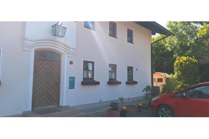 3 Zimmer Wohnung zu verkaufen - 420.000,00&nbsp;EUR Kaufpreis, ca.&nbsp; 115,00&nbsp;m&sup2; in Raubling (PLZ: 83064)
