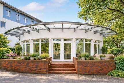 Wohnung zum Kaufen in Berlin Altglienicke 199.000,00 € 47.28 m² - Berlin / Altglienicke