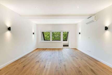 Wohnung zum Kaufen in Düsseldorf 749.000,00 € 122 m²