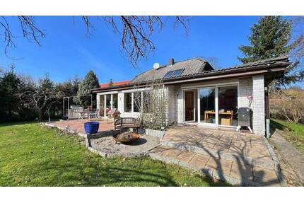 Großes lichtdurchflutetes Einfamilienhaus in wunderbarer idyllischer Randlage von Schwerin - Grambow Cramonshagen