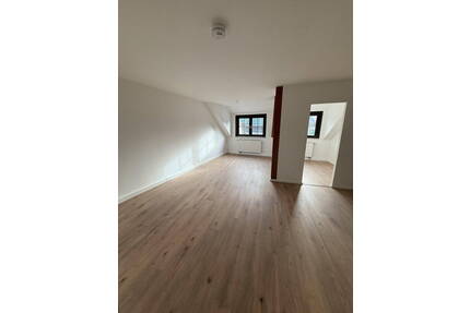 Sanierte 2,5-Raum-Wohnung in Kahla (am Markt)