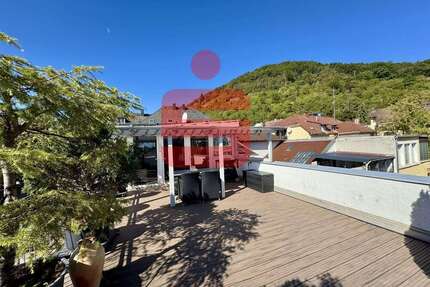 Haus zum Kaufen in Neustadt 565.000,00 € 340 m²